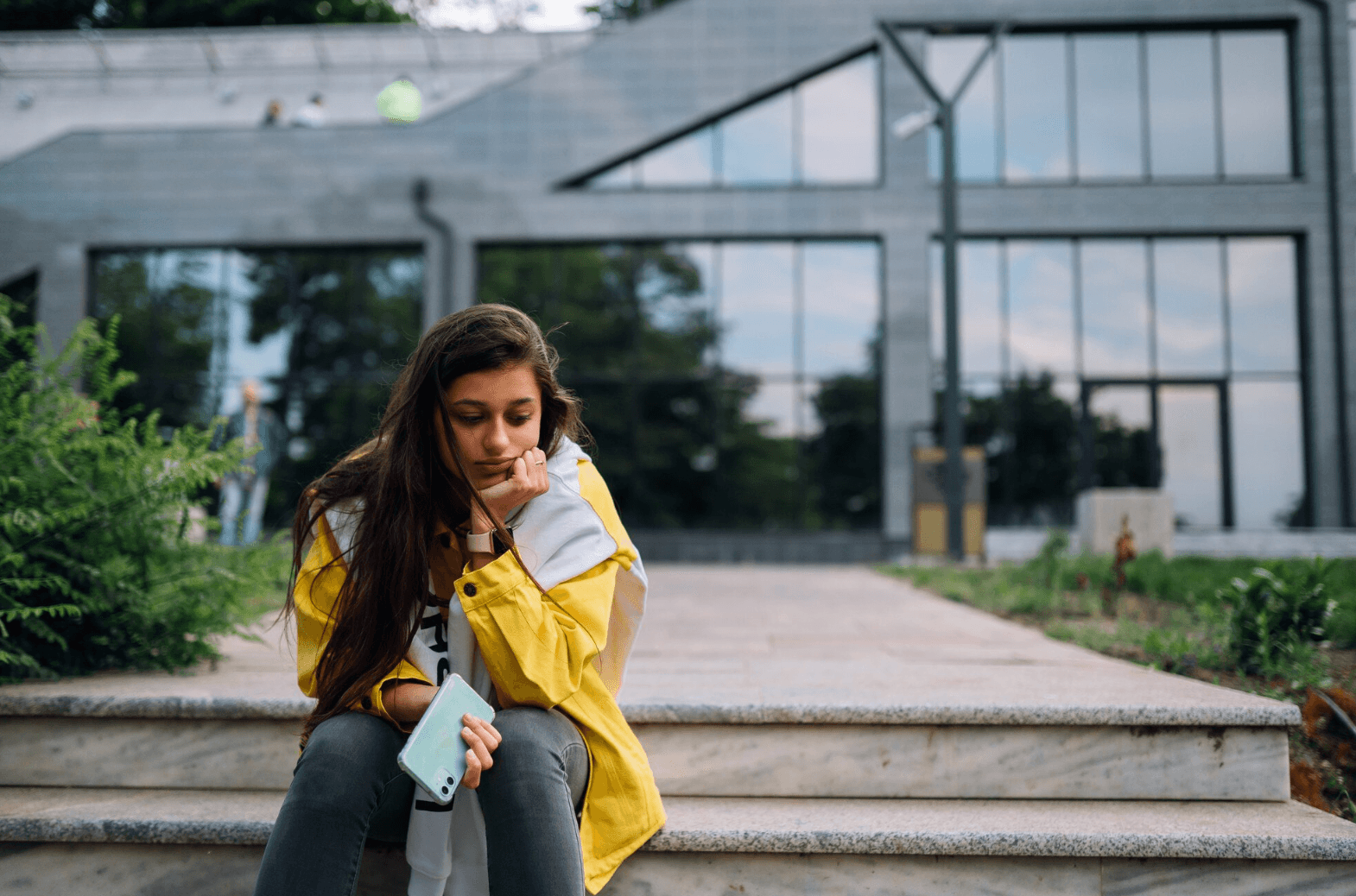 Když dítě vyrůstá bez domova: zkušenost z dětského domova, která ovlivňuje celý život
