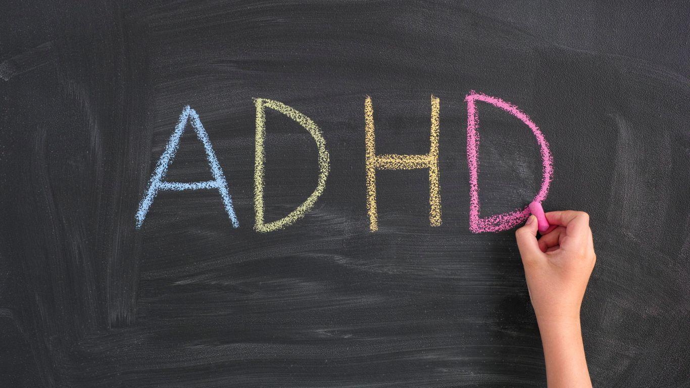 Wie äußert sich ADHD in verschiedenen Altersgruppen?