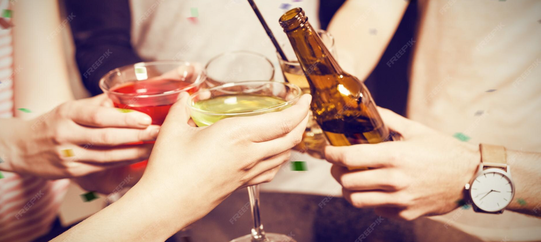 Vliv alkoholu na hubnutí: Co se děje s vaším metabolismem po jedné skleničce?